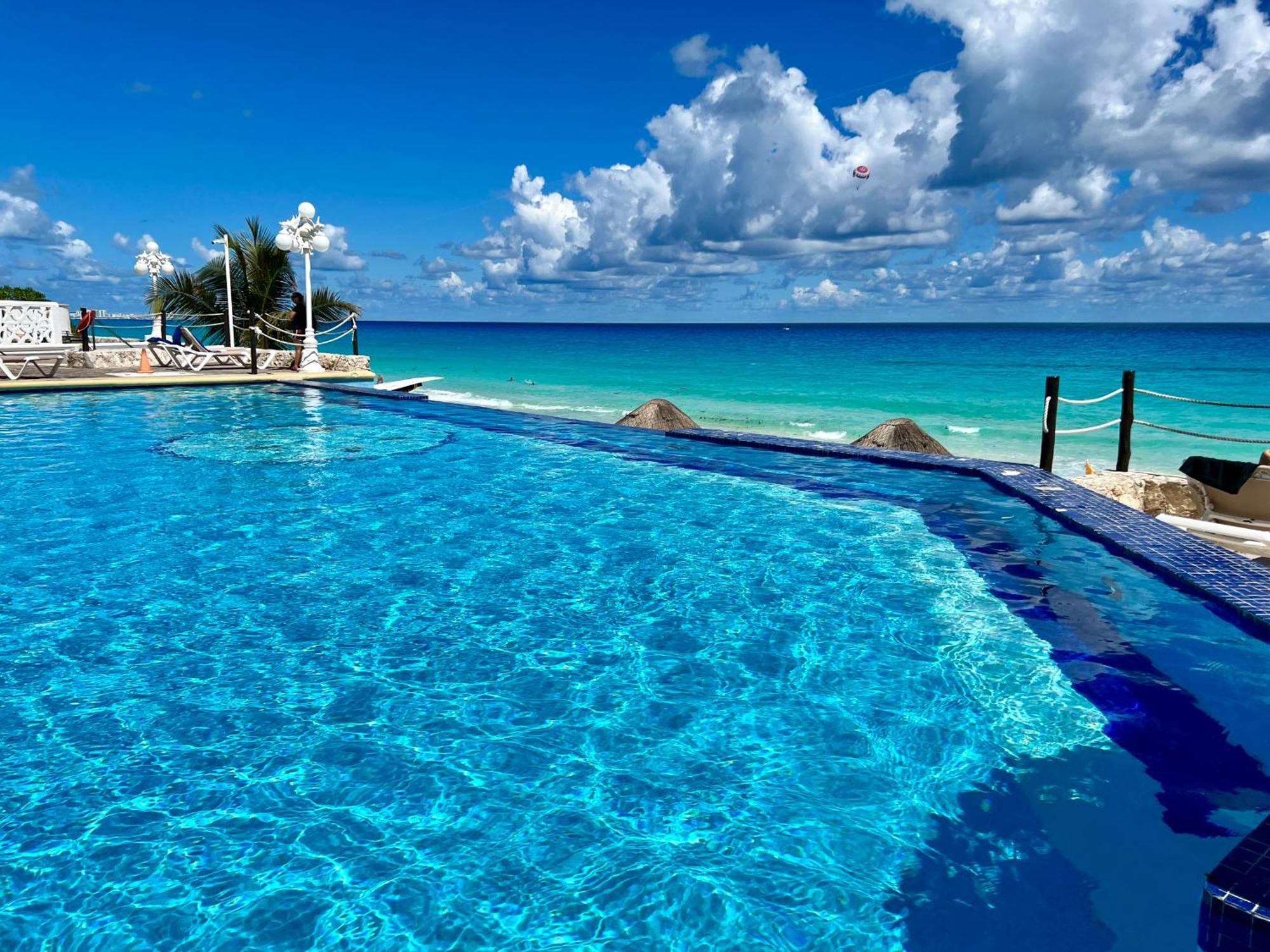 Beachside Apartments Cancun Luaran gambar