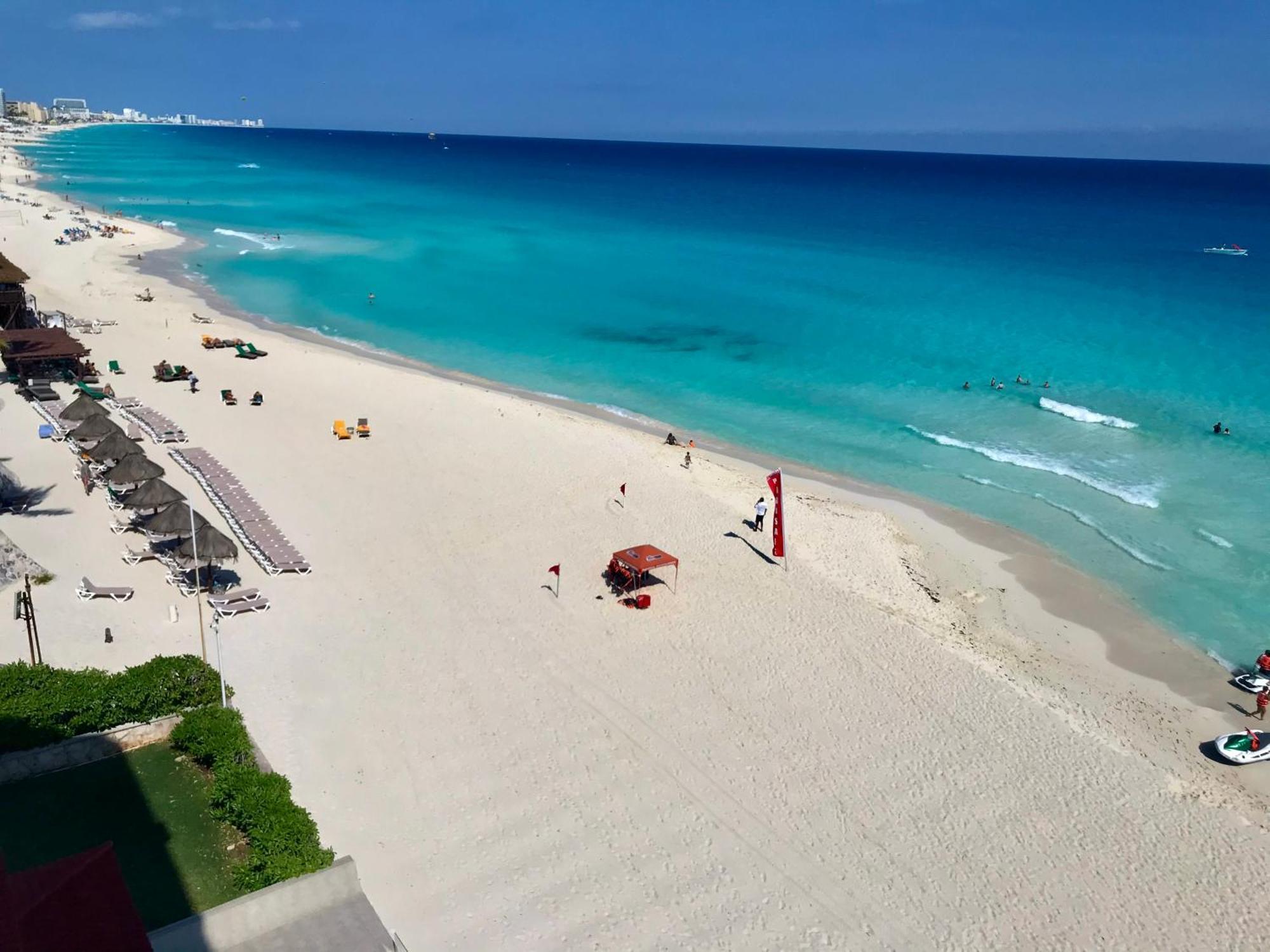 Beachside Apartments Cancun Luaran gambar