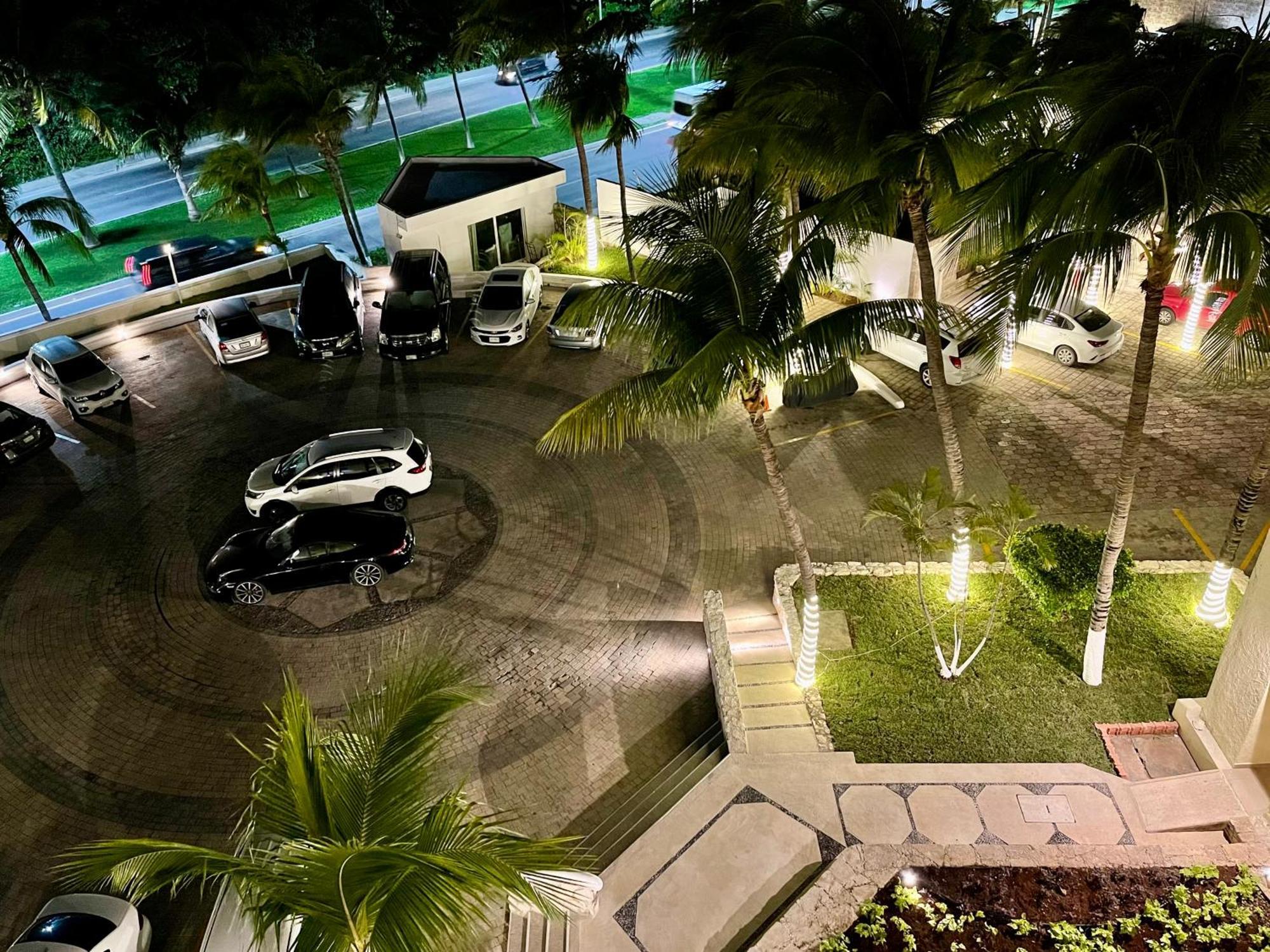 Beachside Apartments Cancun Luaran gambar